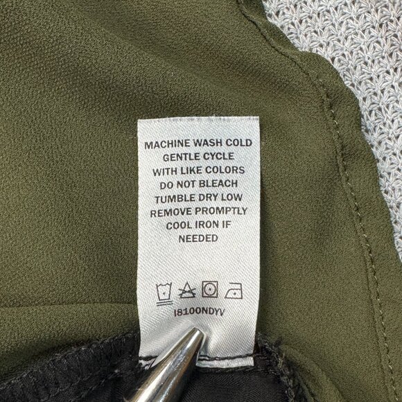 Vanity Womens Green Black Colorblock Semi Sheer Blouse Roll-tab Sleeve Sz Small - Picture 16 of 16